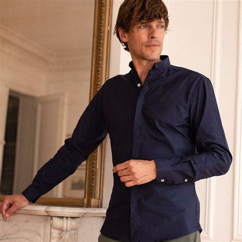 chemise col inversé givenchy|Chemises de luxe pour Homme .